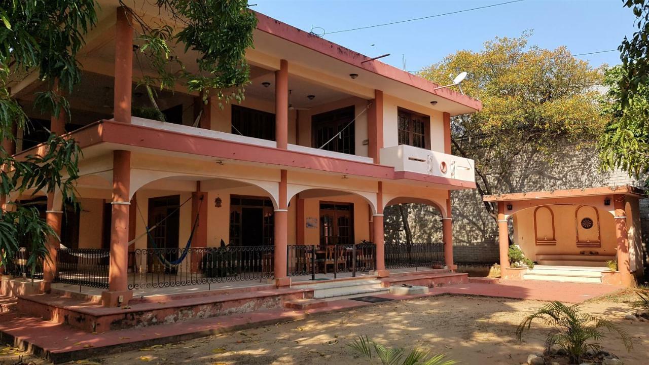 Villa Mango Hostel Puerto Escondido  Esterno foto
