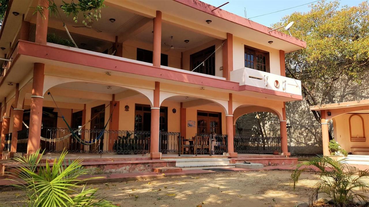 Villa Mango Hostel Puerto Escondido  Esterno foto