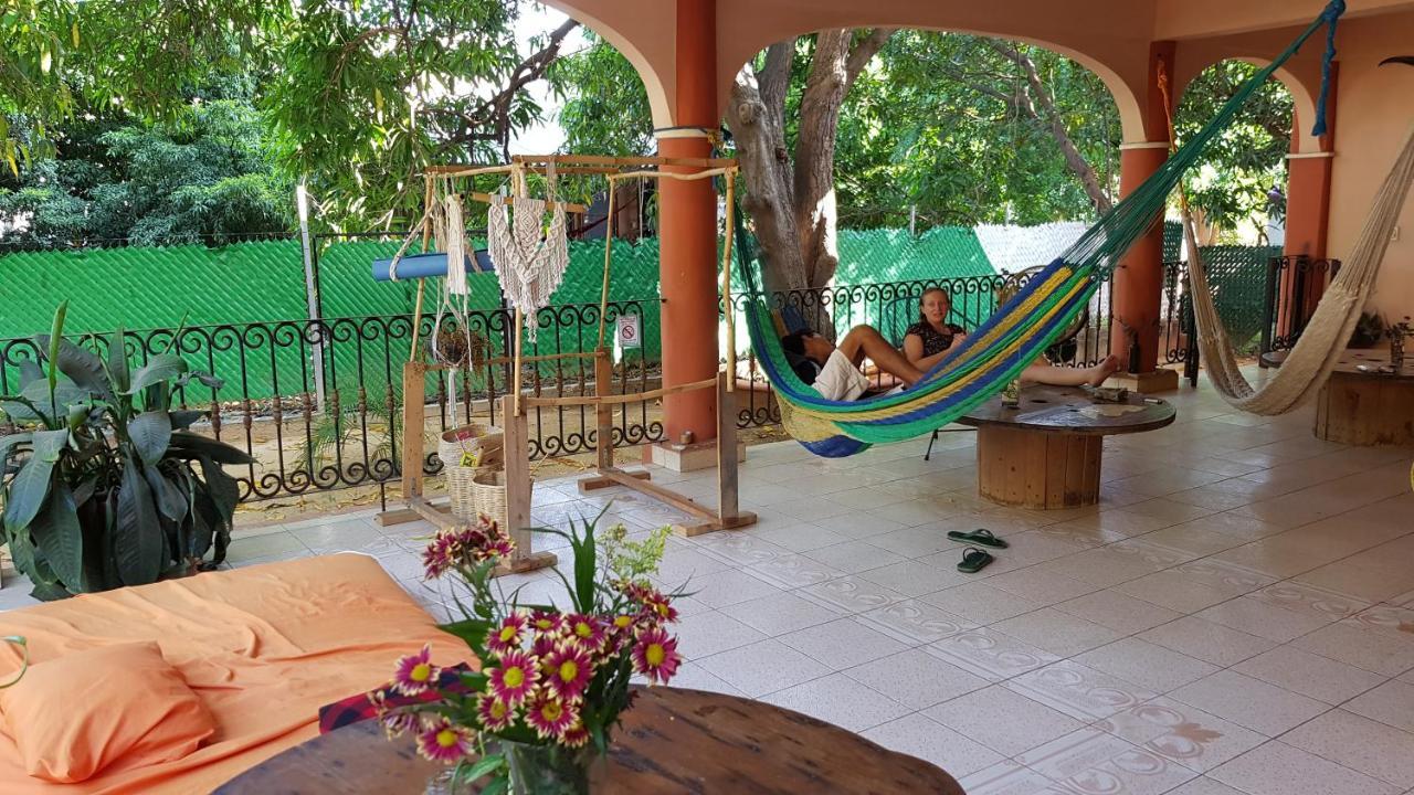 Villa Mango Hostel Puerto Escondido  Esterno foto